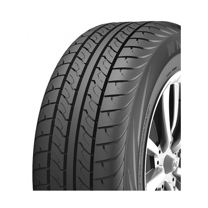 Nankang CW-20 2025 235/55R18 117/115R