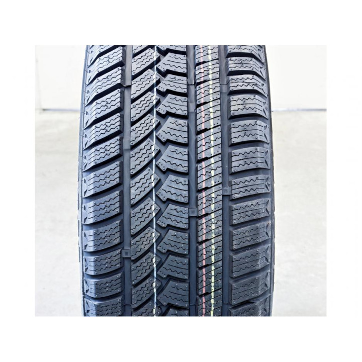 TORQUE TQ022 XL CN 225/40R18 92H