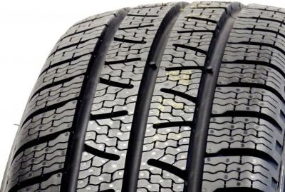 PIRELLI WINTER CARRIER 195/75R16 110R