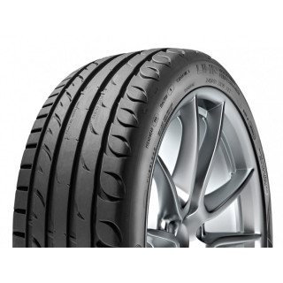 Taurus Ultra High Performance (Ratlankio apsauga) 235/45R17 97Y XL 202