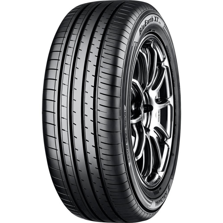 215/70R16 YOKOHAMA BLUEARTH-XT AE61 100H 