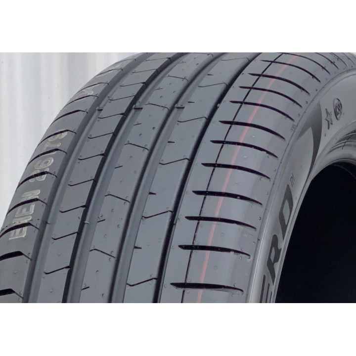 Pirelli P-Zero PZ4 Luxury Salon (*) KS 225/40R19 93Y XL RFT 2024 Made in Romania